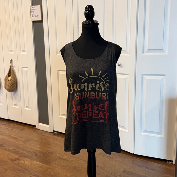 Amazon Black Tank Top with Sunrise Graphic - Picture 5 of 7